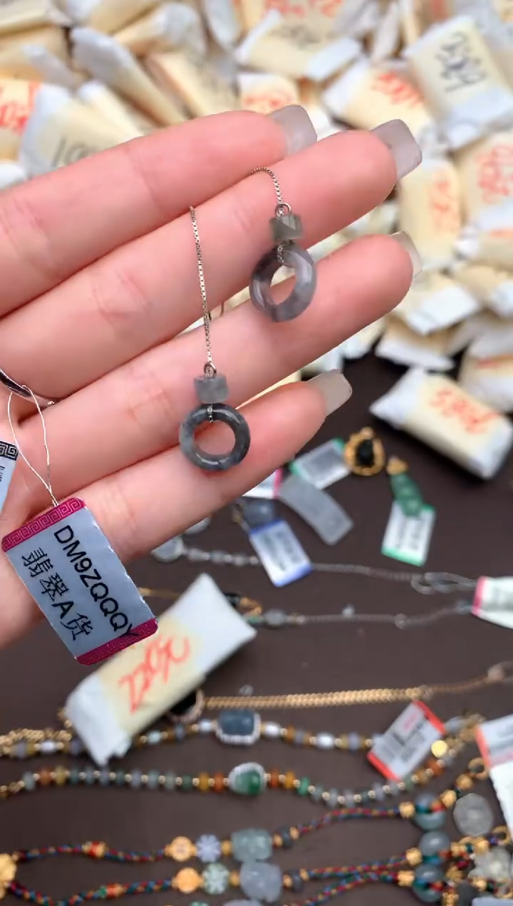 【闪购商品】翡翠耳饰银S925镶嵌  —  24