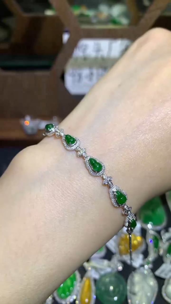 翡翠18K金镶嵌吊坠(不含链)手链