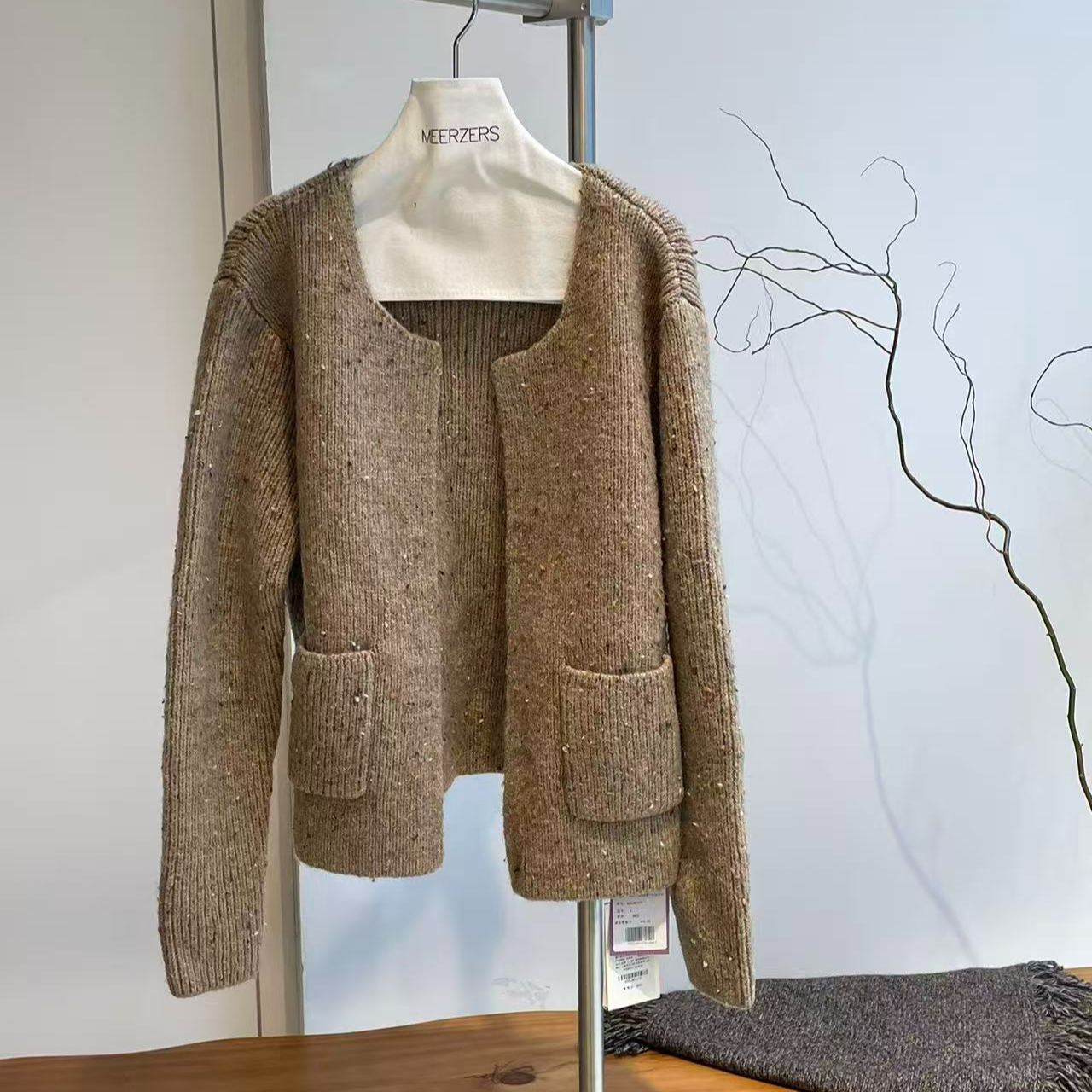 【茉舍】Mestrio拼接格子针织开衫M5QJM1479-990