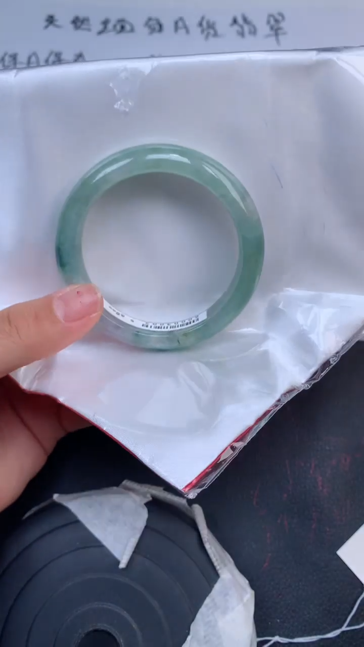 【闪购商品】翡翠手镯未镶嵌天然缅甸A货翡翠手镯