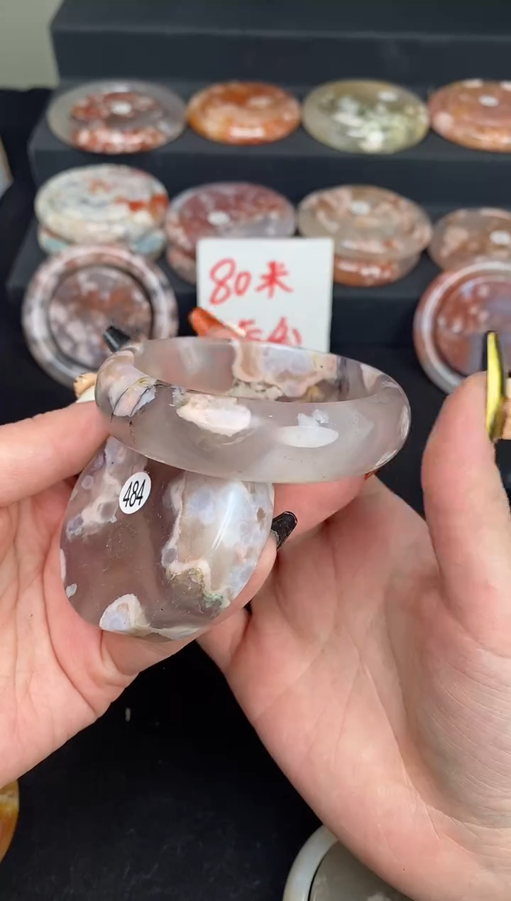 【闪购商品】石英质玉手镯（圆镯）未镶嵌58