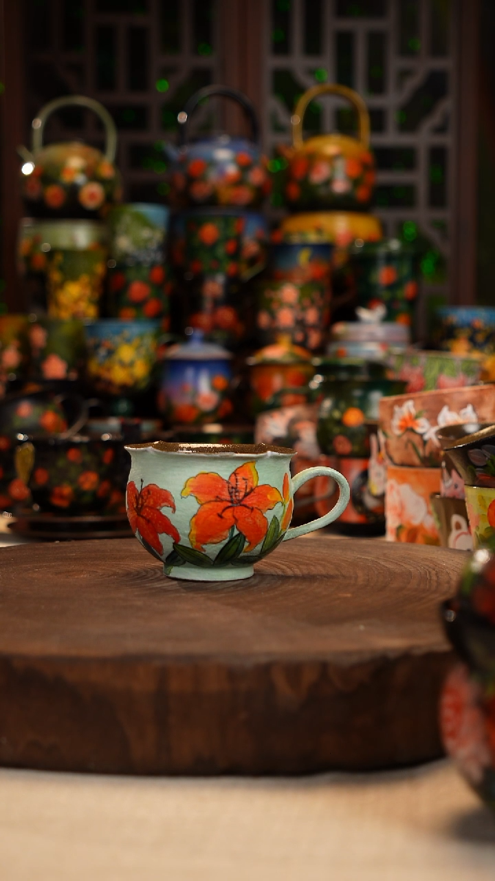 油画  手绘釉下彩