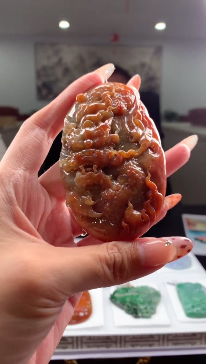 【闪购商品】定制翡翠未镶嵌挂件发货（拍一发一）