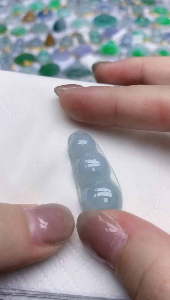 【闪购商品】翡翠颈饰未镶嵌天然翡翠A货