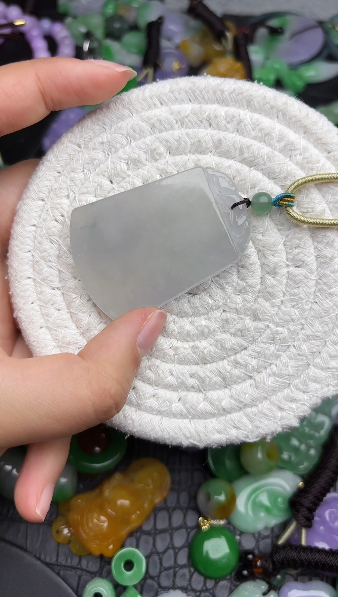 颈饰未镶嵌翡翠缅甸翡翠吊坠