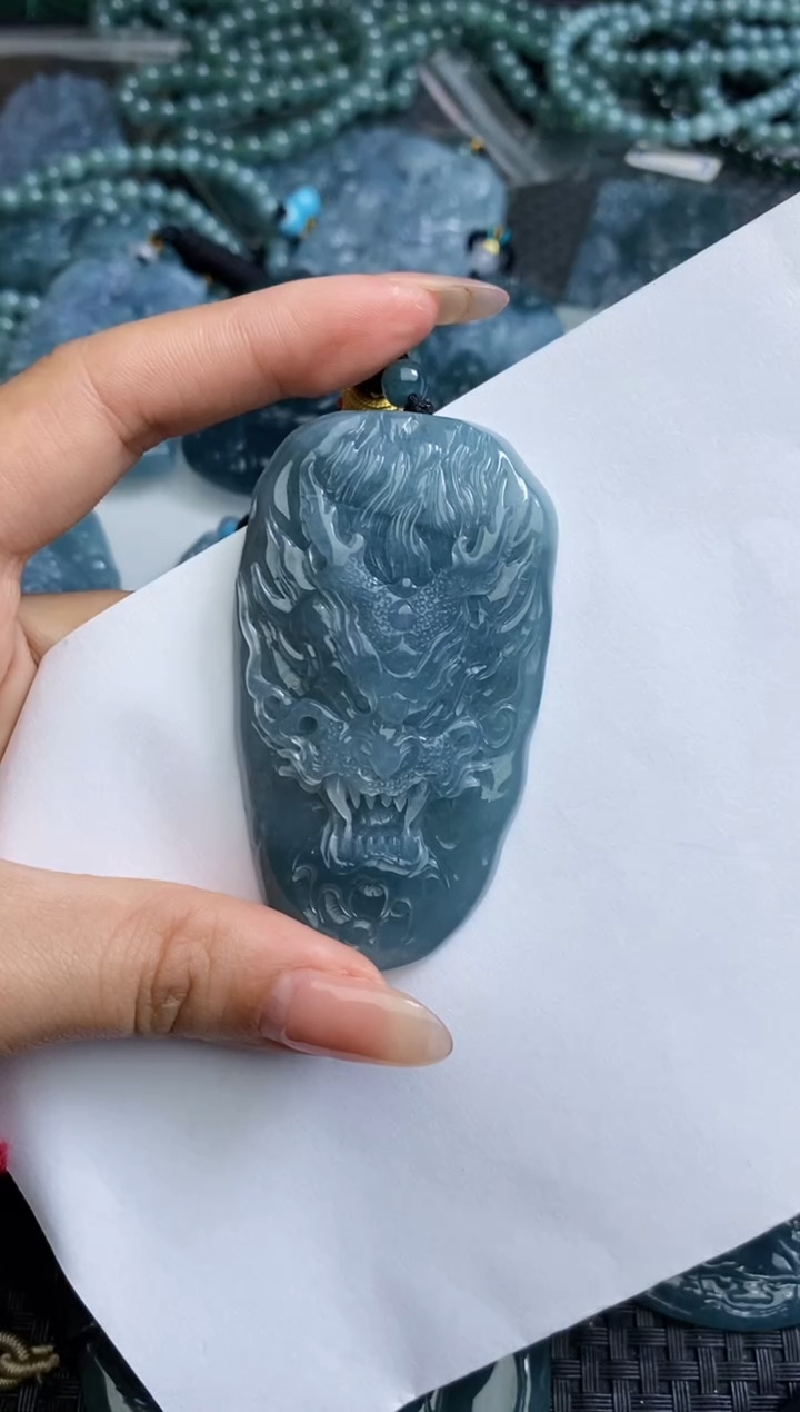 【闪购商品】翡翠颈饰未镶嵌111111111