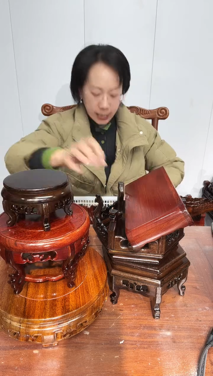 木疆****者一筐15个底座福利款