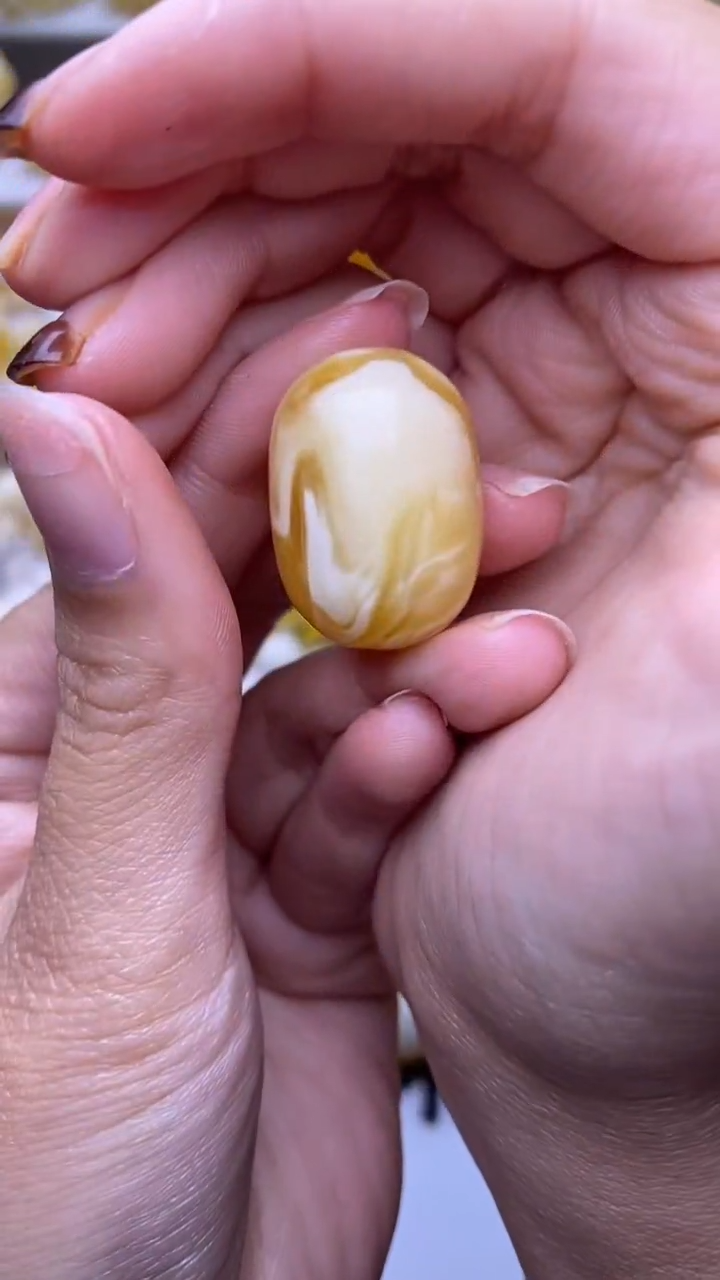 未镶嵌琥珀裸石蜜蜡.88