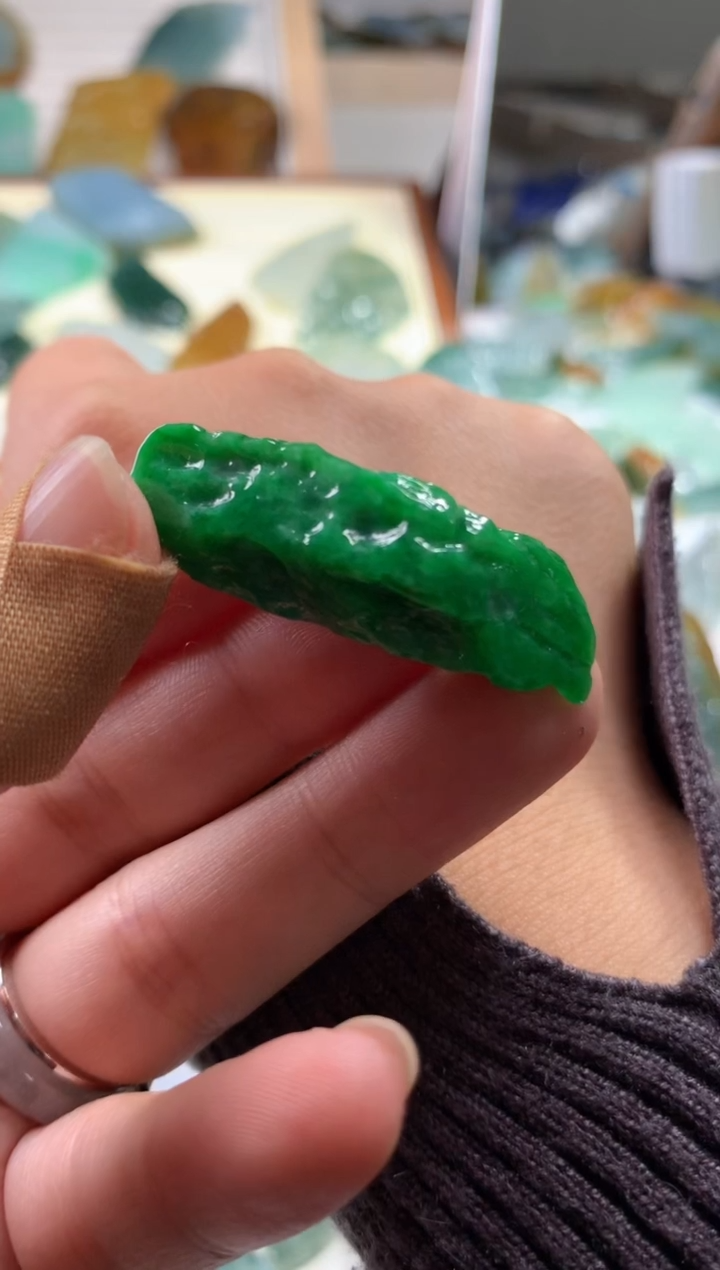 【闪购商品】翡翠颈饰未镶嵌吊坠