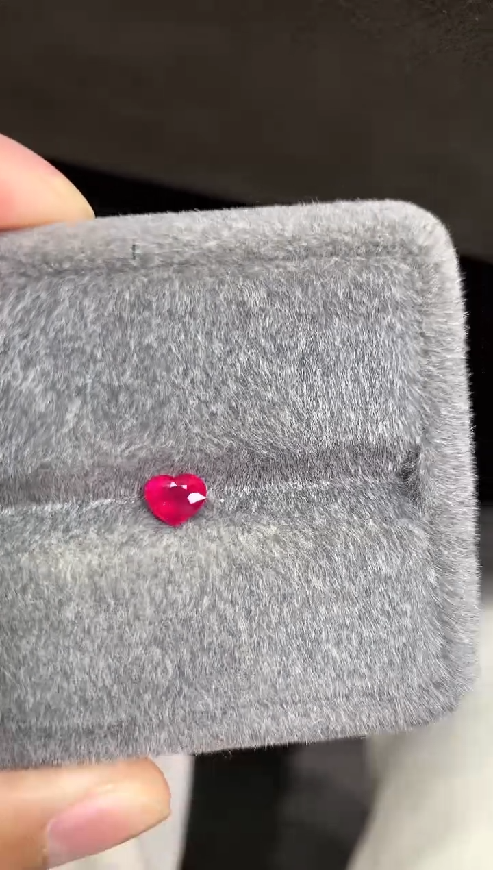 【闪购商品】红宝石裸石未镶嵌a-318 1.05ct md