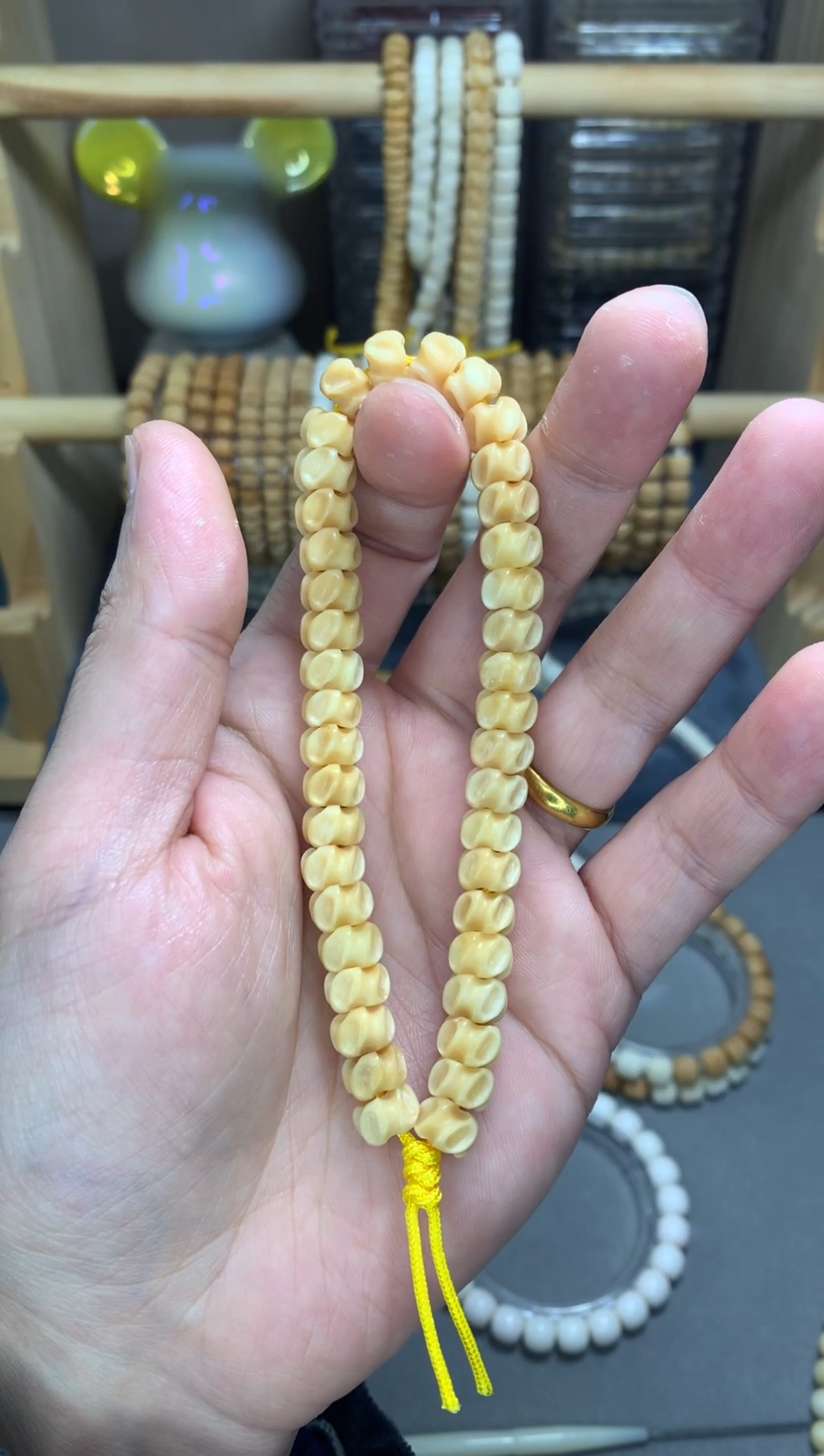 【闪购商品】龙眼菩提手串龙脊菩提雕刻黄龙骨实卡8.6手持