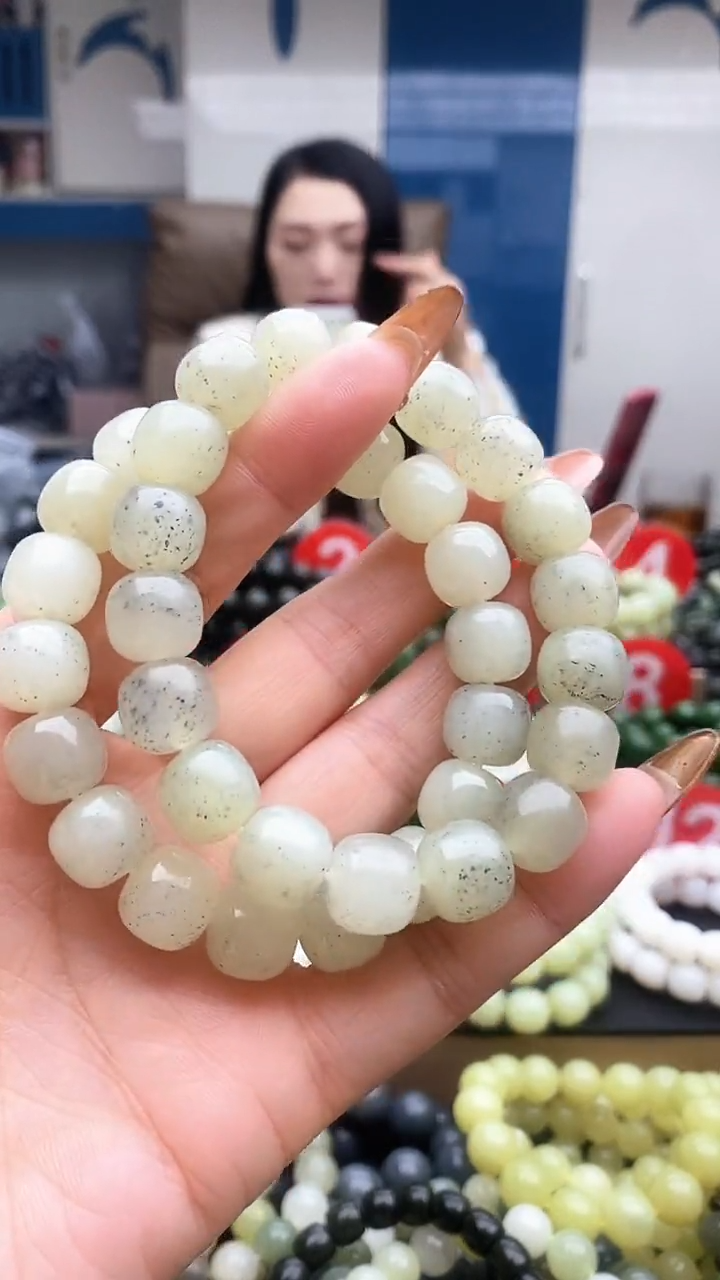 未镶嵌手串和田玉老型黄口点墨青花12多样性发货拍一发一