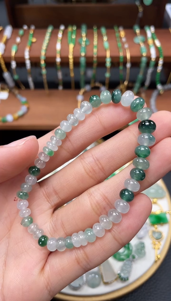 【闪购商品】翡翠套链未镶嵌一个 JK686