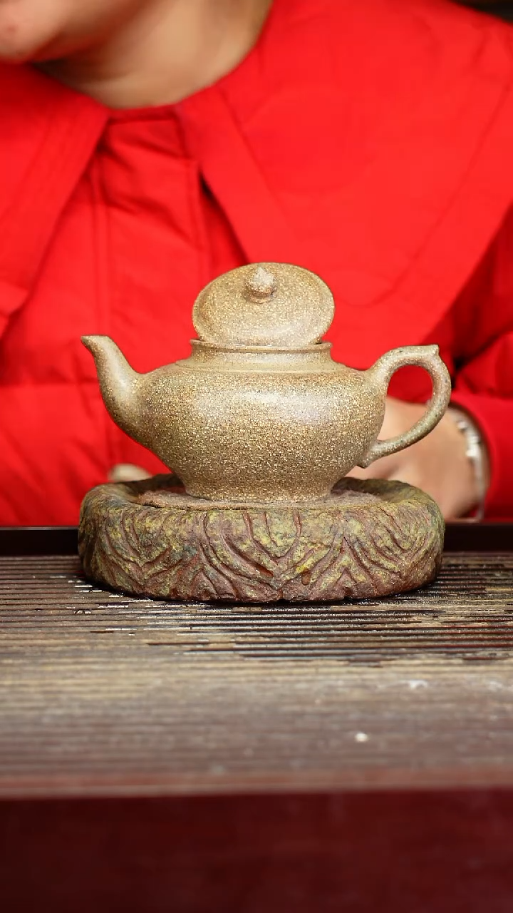 宜兴原矿紫砂壶茶壶宜兴原矿紫砂壶茶壶260C