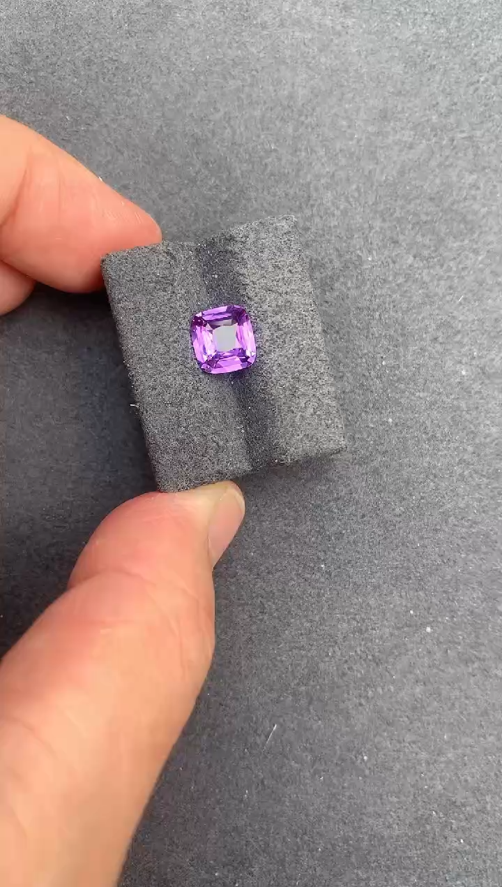 【闪购商品】彩色蓝宝石裸石未镶嵌2ct无烧紫蓝宝