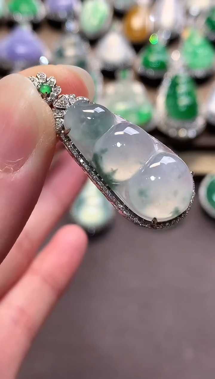 翡翠18K金镶嵌吊坠(不含链)A23