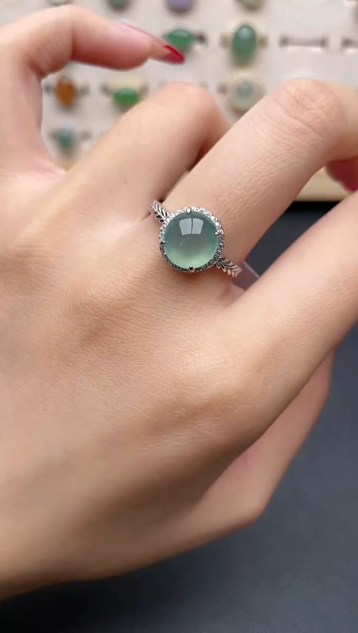 【闪购商品】翡翠戒指银S925镶嵌一物一证一礼盒