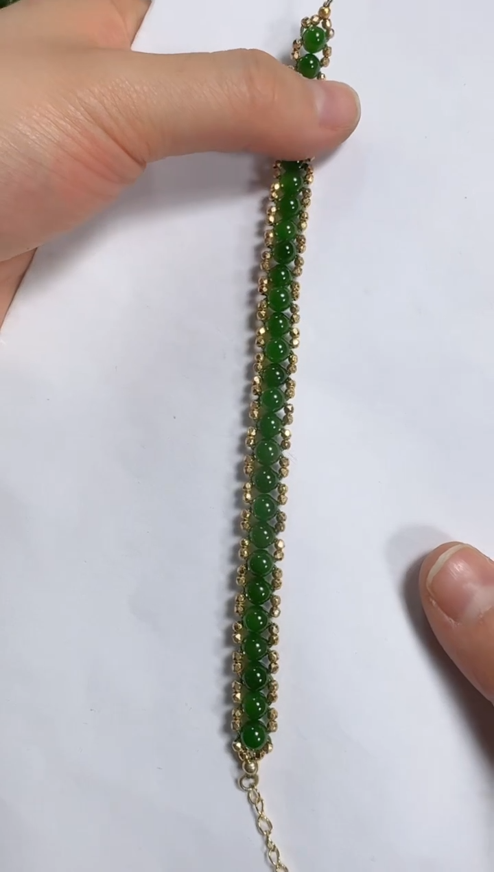 未镶嵌和田玉（碧玉）手链多样性