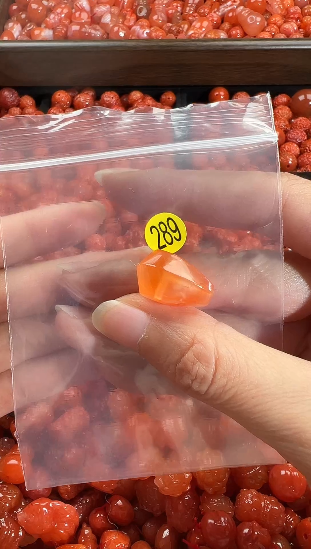 颈饰未镶嵌南红玛瑙1