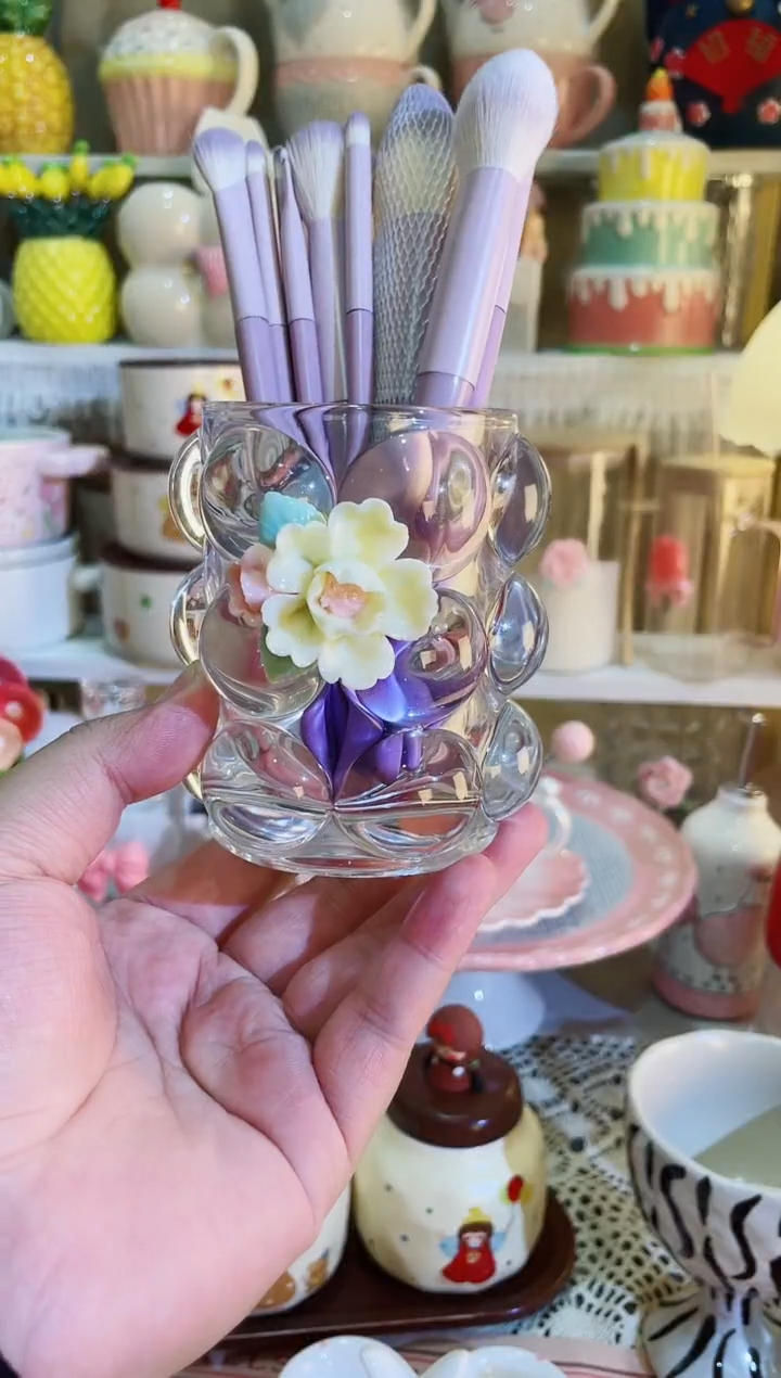 【闪购商品】瓷片发货快，质量好，放心拍， 化妆笔筒