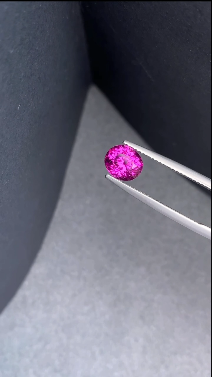 【闪购商品】石榴石裸石未镶嵌2.16克拉