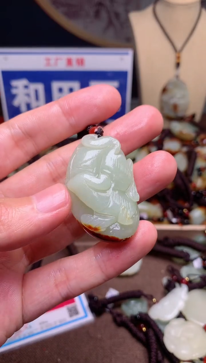 【闪购商品】和田玉颈饰未镶嵌1