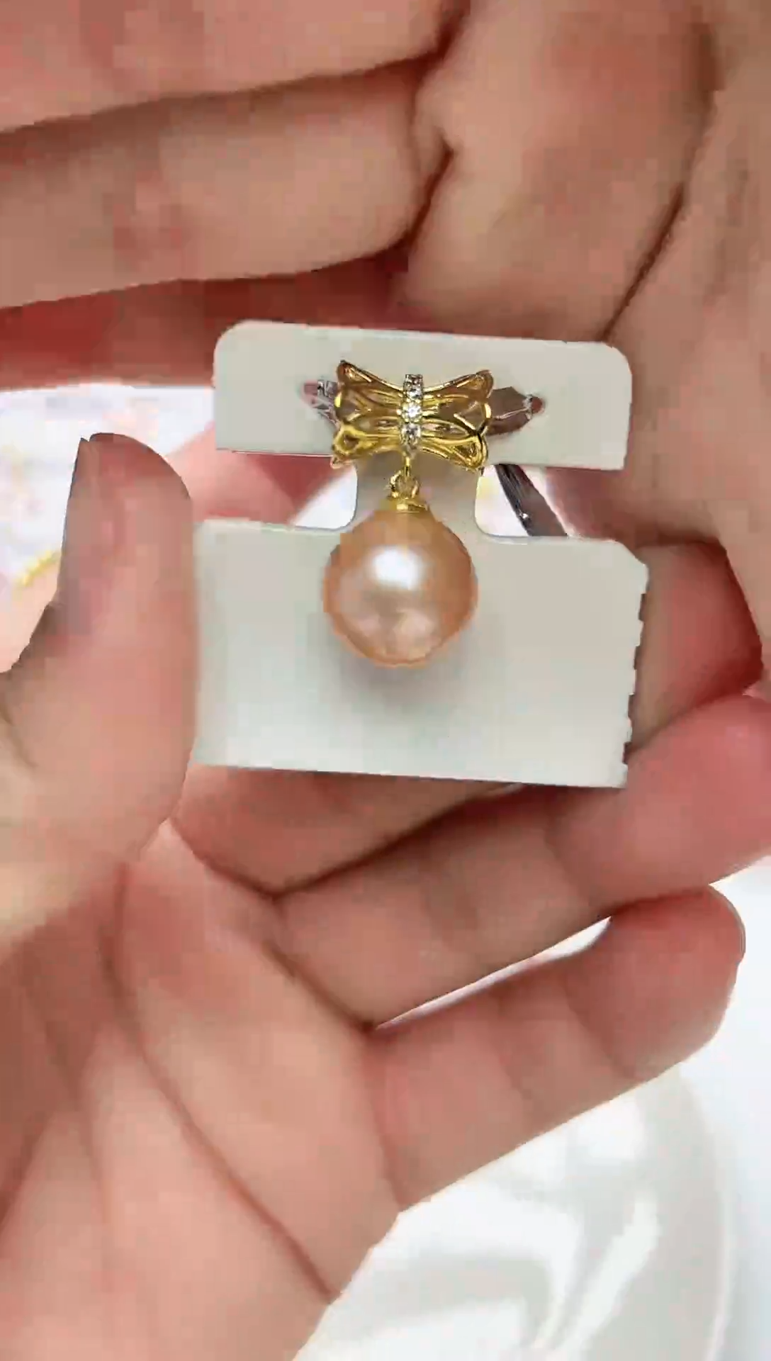 未镶嵌吊坠淡水珍珠中国红设计款12mm吊坠