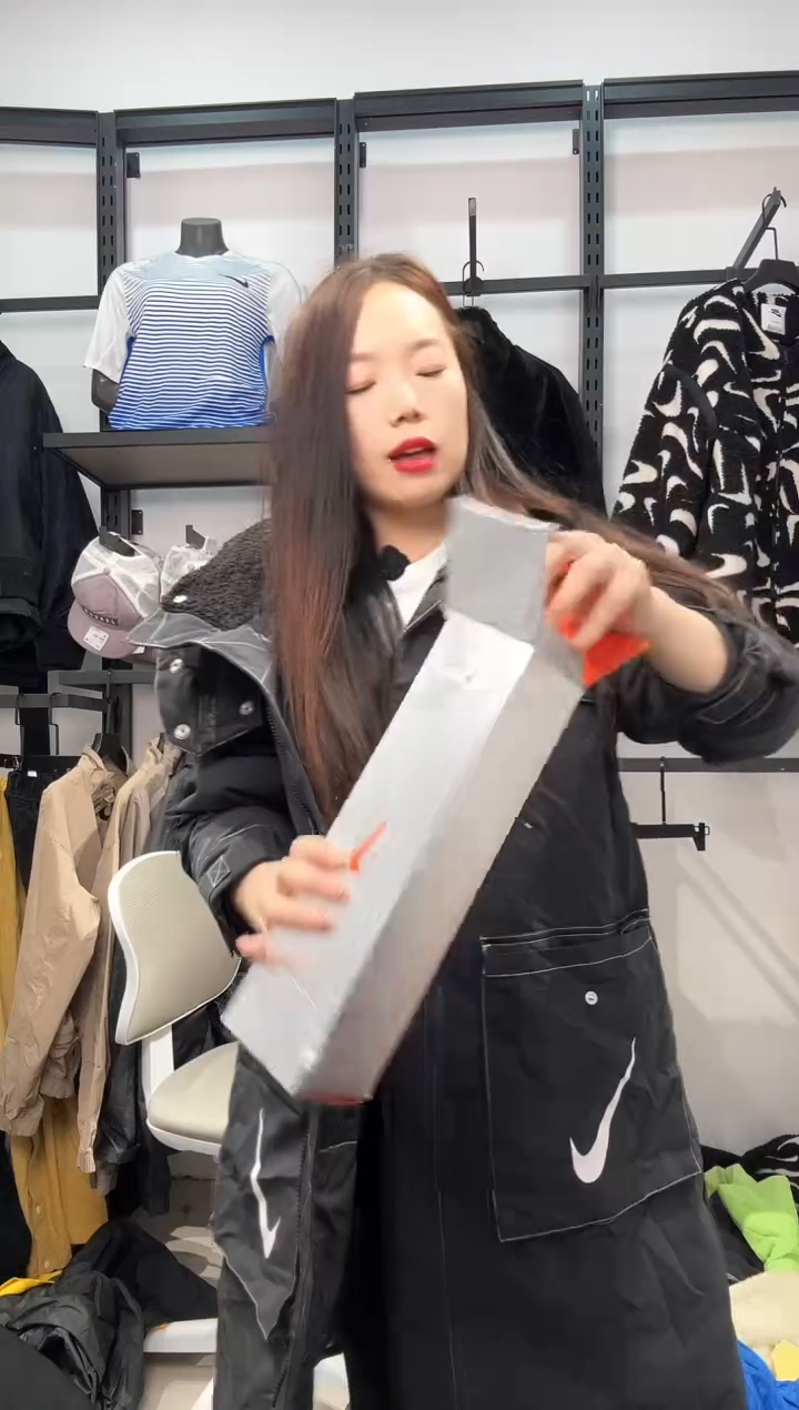 2028 编码  瑕疵直播间过款为准 尺码雨伞