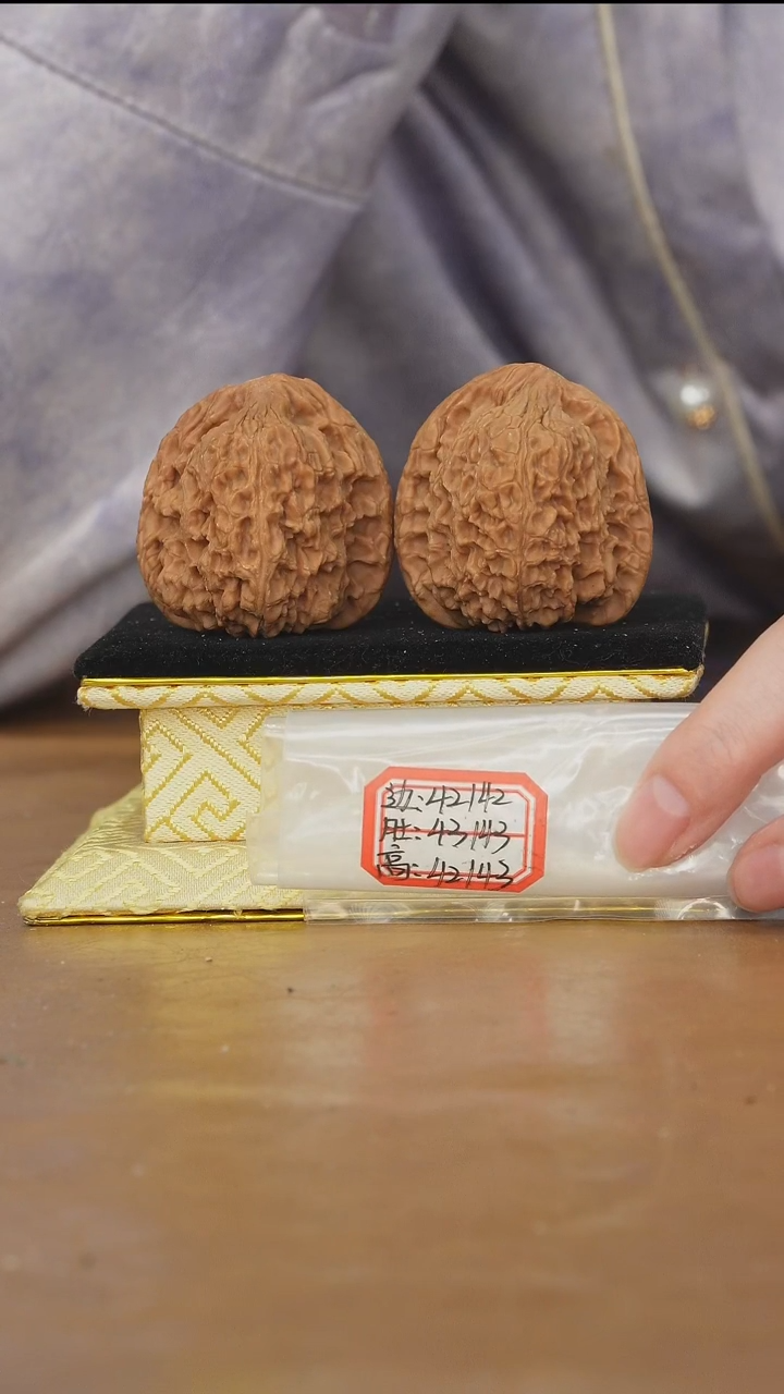 把件文玩核桃赵喜满南将石