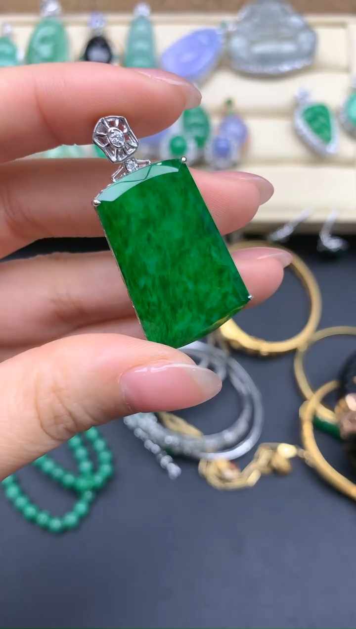 【闪购商品】翡翠颈饰18K金镶嵌530--中国好珍宝