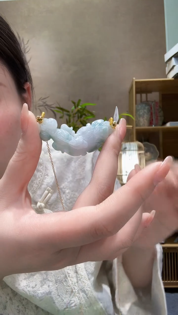 【闪购商品】翡翠未镶嵌颈饰吊坠