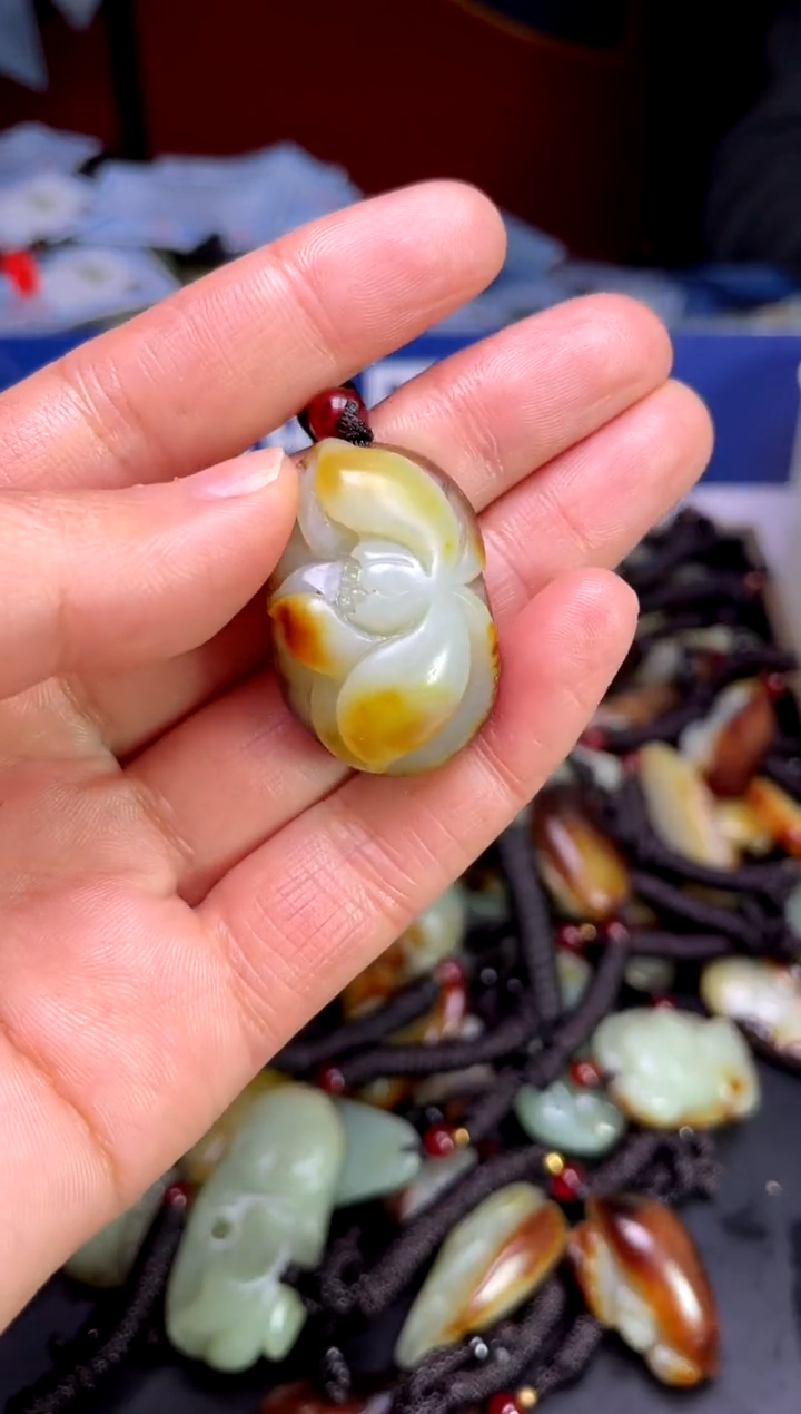 【闪购商品】和田玉颈饰未镶嵌123