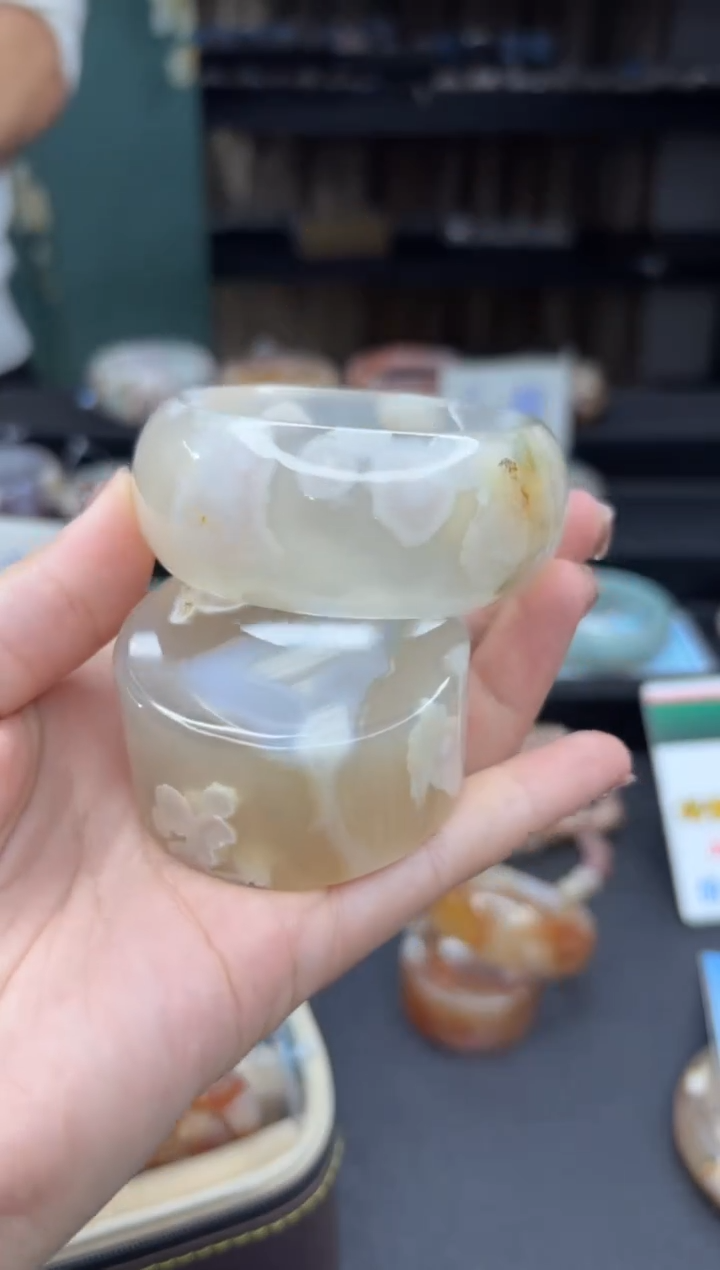 【闪购商品】石英质玉手镯未镶嵌983（54圈赠送镯心）