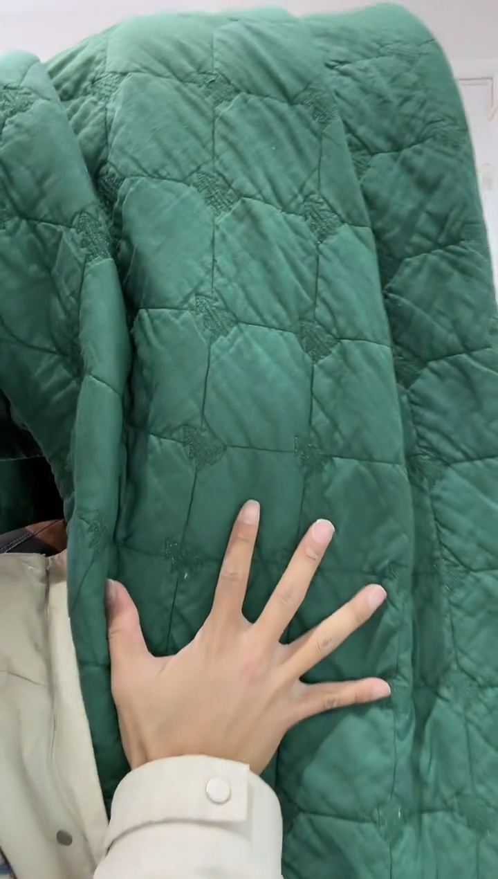 棉230*260纯棉床盖81号微瑕