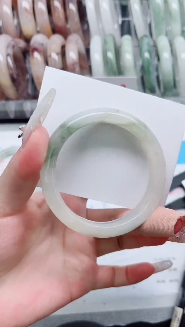 【闪购商品】石英质玉手镯未镶嵌A50-56.5