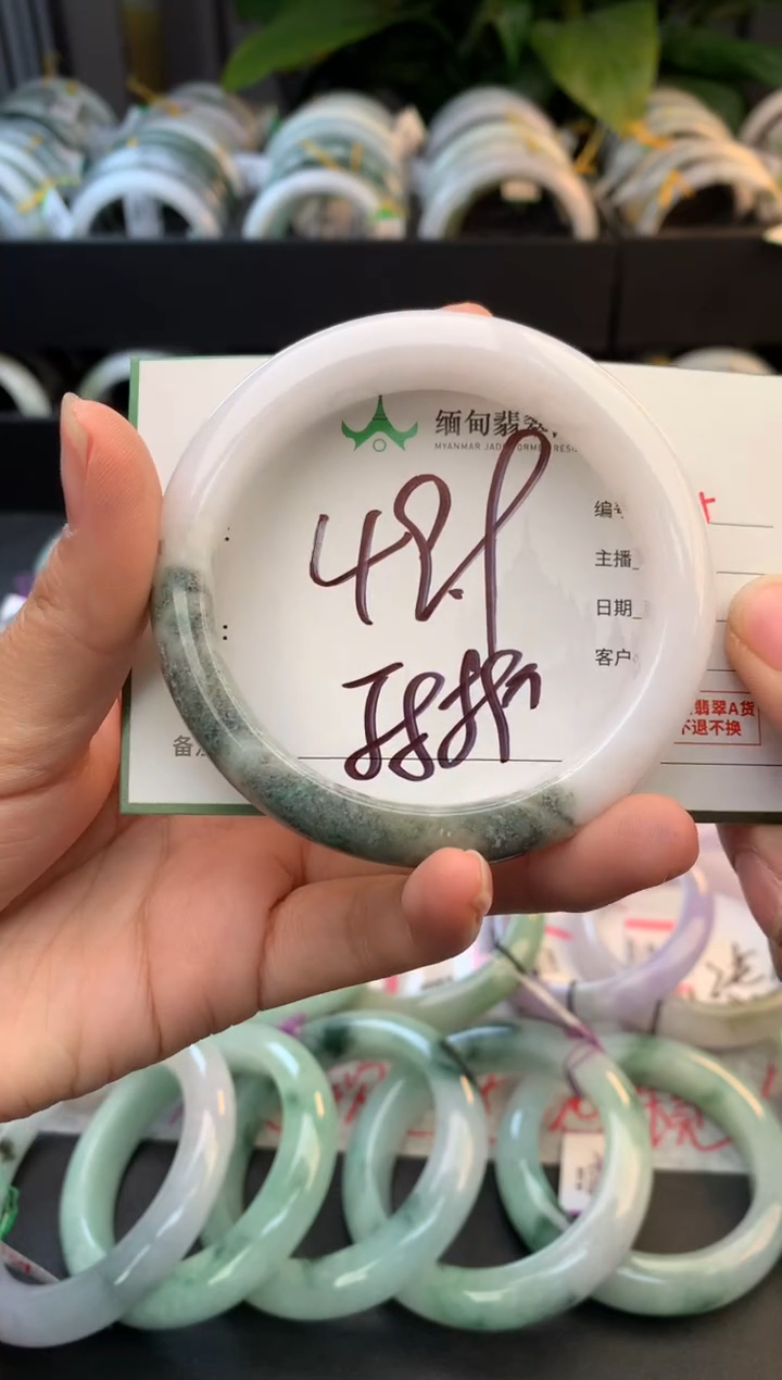 未镶嵌手镯翡翠初*毛货需精细抛光+多人