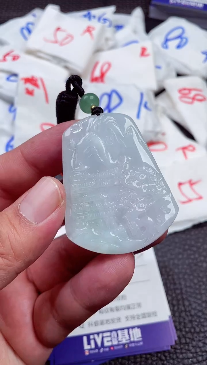 【闪购商品】翡翠颈饰未镶嵌00005864