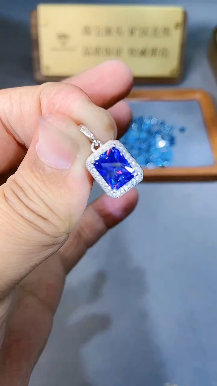 【闪购商品】蓝宝石颈饰银S925镶嵌354