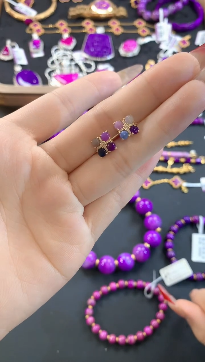 【闪购商品】苏纪石（舒俱来）.18K金镶嵌舒俱来耳钉