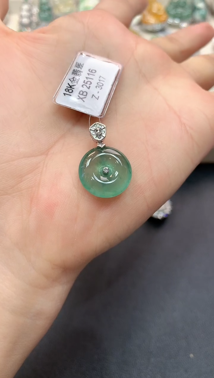 【闪购商品】翡翠吊坠(不含链)18K金镶嵌m6    
