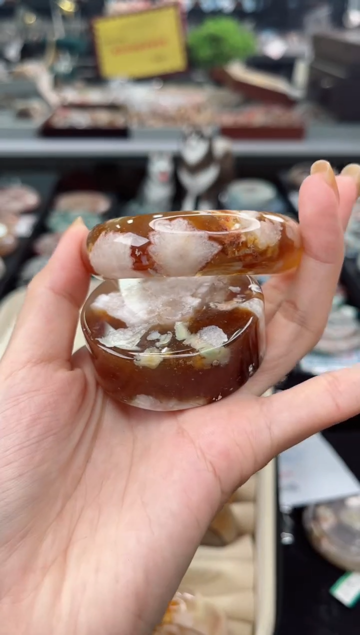 【闪购商品】石英质玉手镯未镶嵌55圈口（赠品镯心）6015191