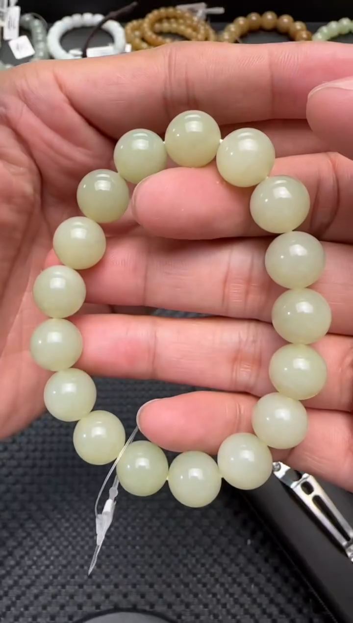 未镶嵌手串和田玉若羌料手串卡12
