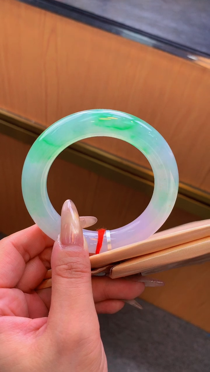 未镶嵌手镯翡翠-F141-圆条55.7-全款150万-定金2万