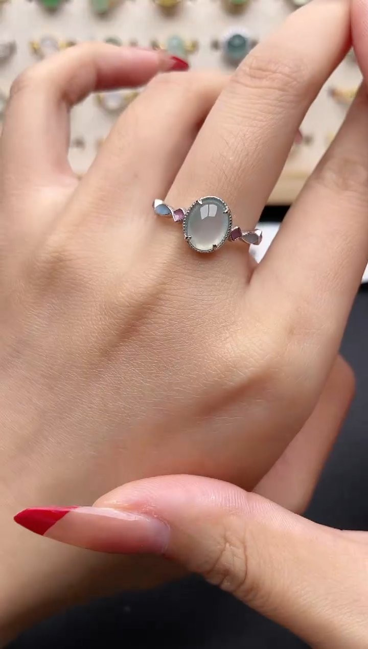 【闪购商品】翡翠戒指银S925镶嵌一物一证一礼盒