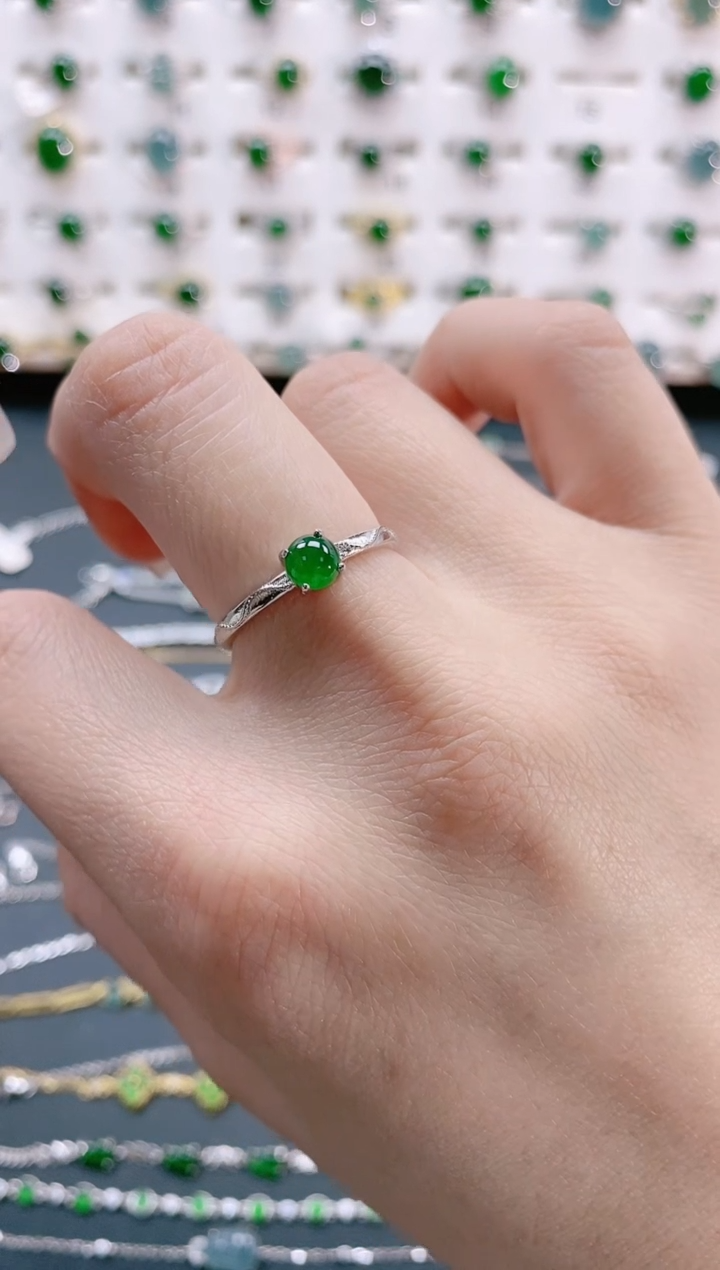 【闪购商品】翡翠戒指银S925镶嵌天然翡翠