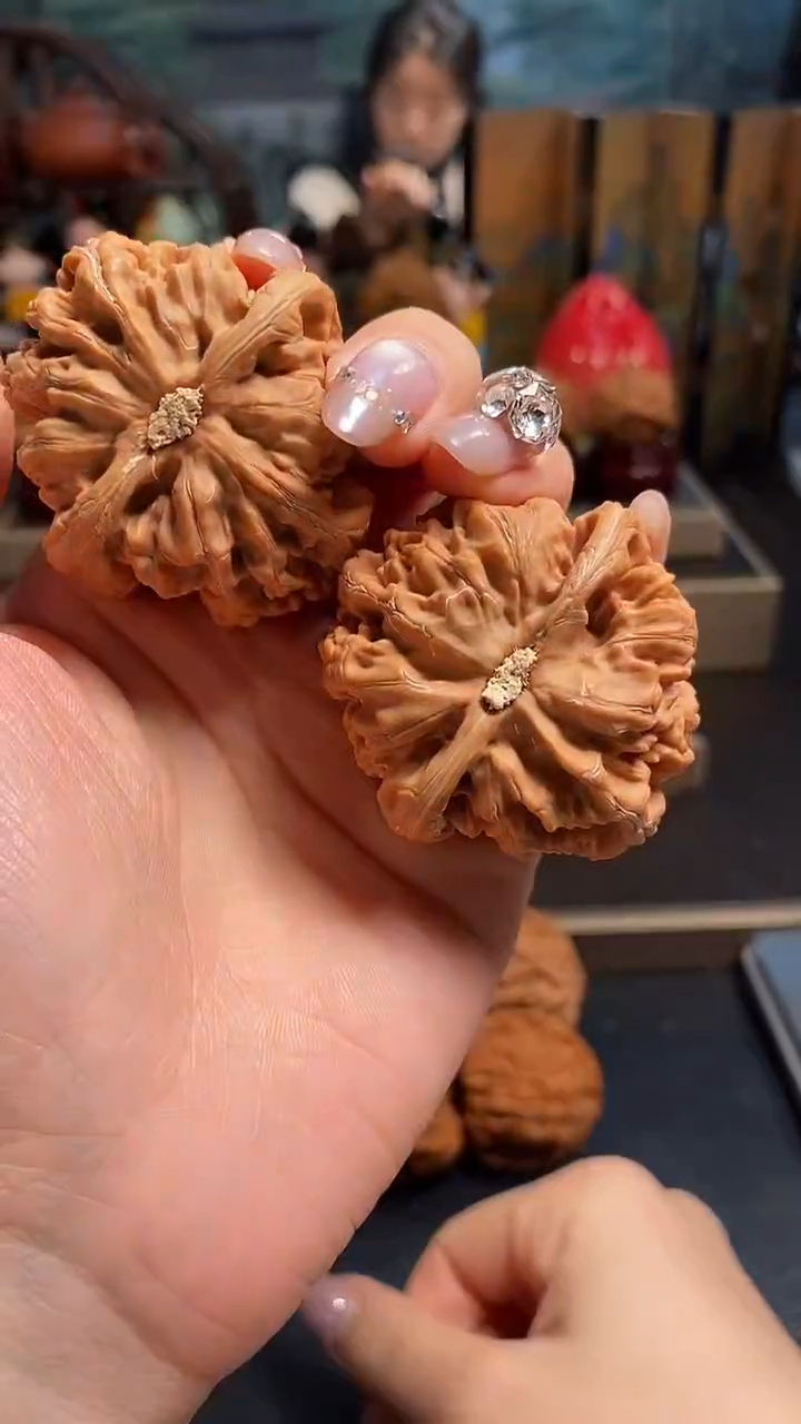 【闪购商品】文玩核桃吊坠D793大粗筋46