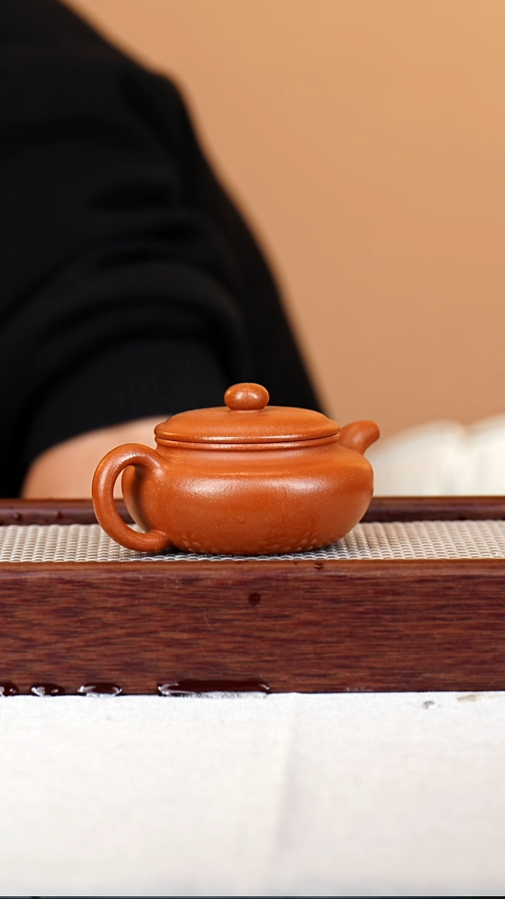 茶壶紫砂宜兴紫砂 半手工仿古壶150CC 0002