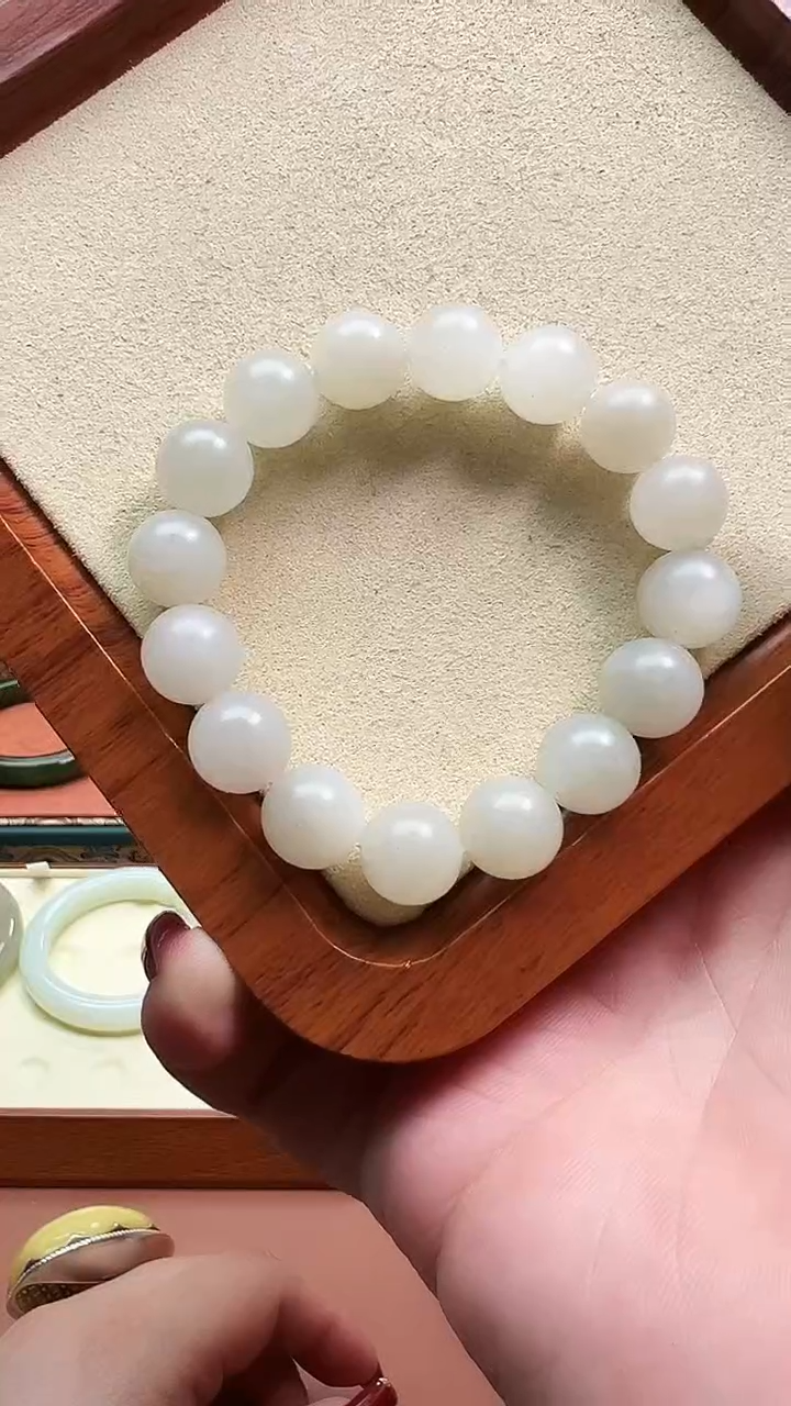 未镶嵌手串和田玉12mm左右白玉圆珠单圈