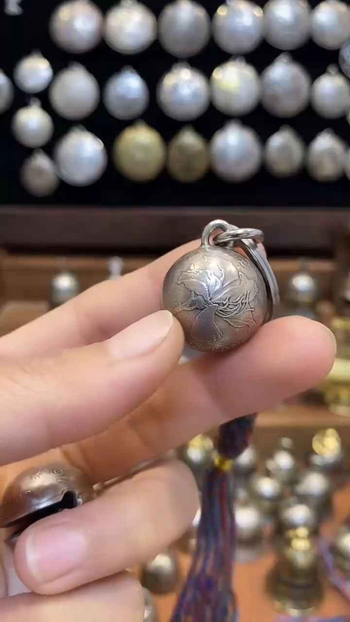 等*麒麟全品铃铛