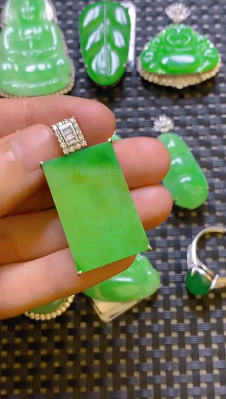 【闪购商品】翡翠颈饰银S925镶嵌吊坠